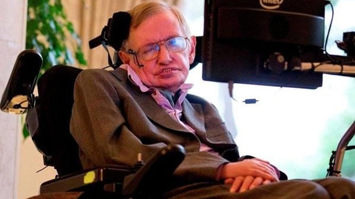 Fizikçi Stephen Hawking uzay yolculuğuna hazır