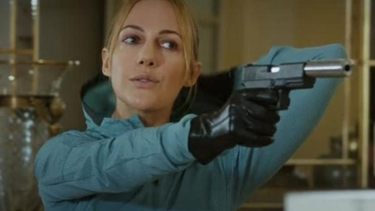 Meryem Uzerli 2 bölüm izinli!