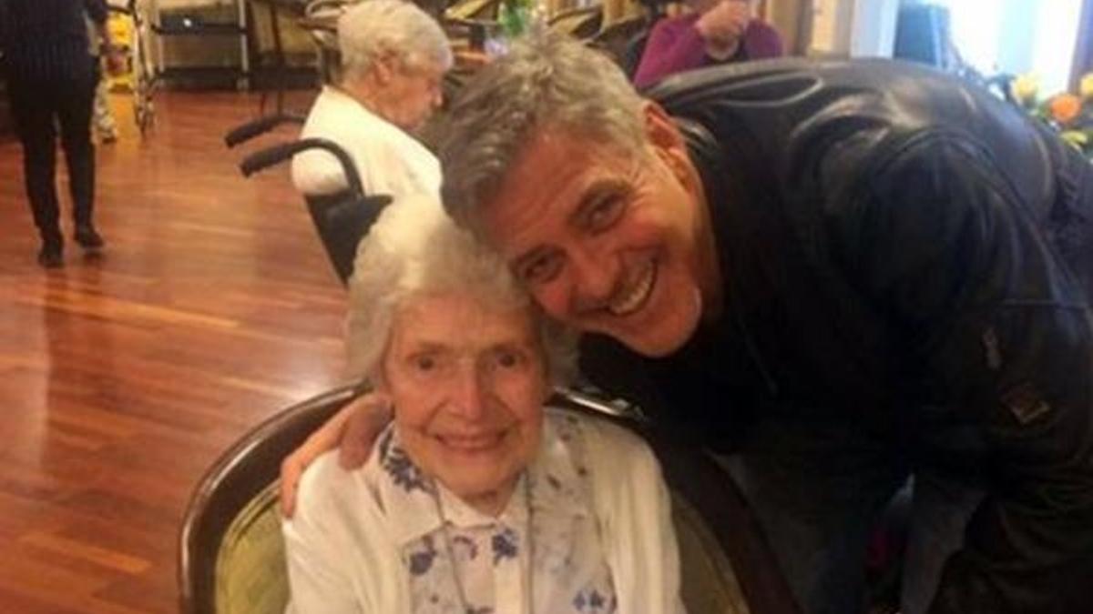 George Clooney’den 87 yaşındaki hayranına sürpriz