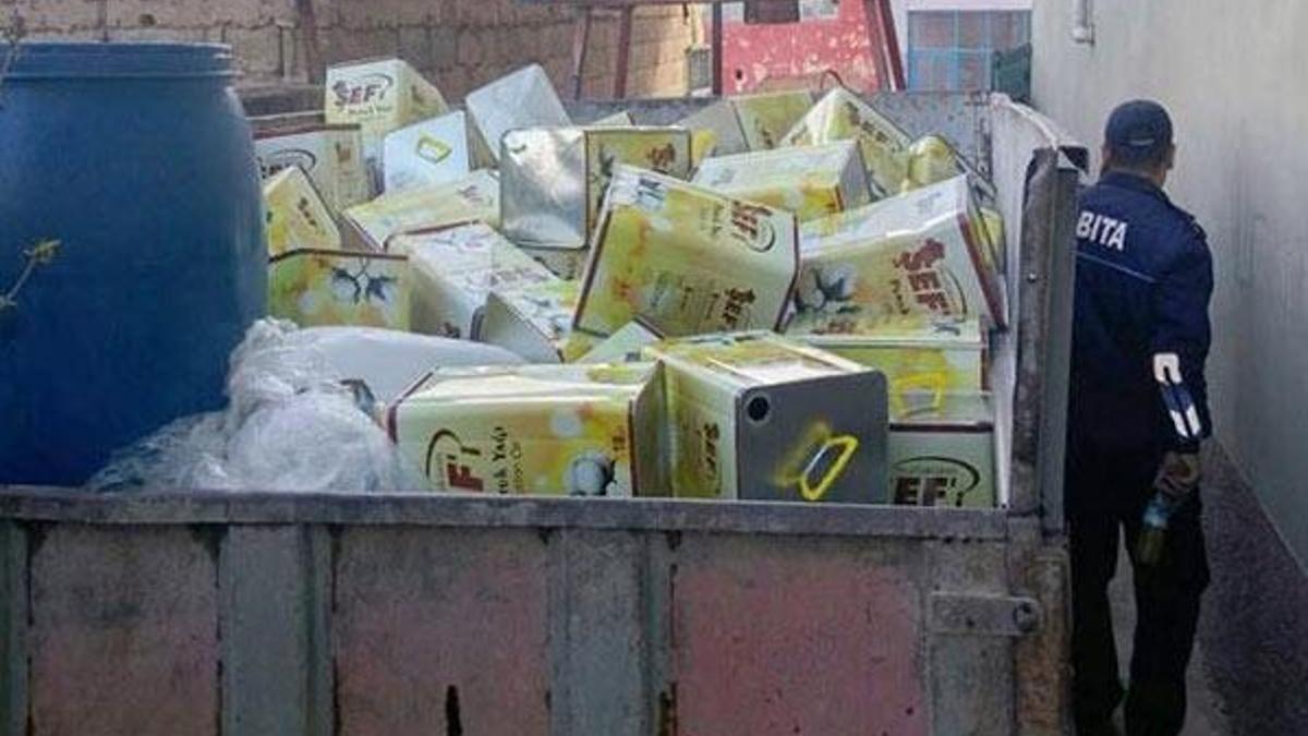 İslahiye'de 250 kilo sahte bal ve zeytin yağı ele geçti