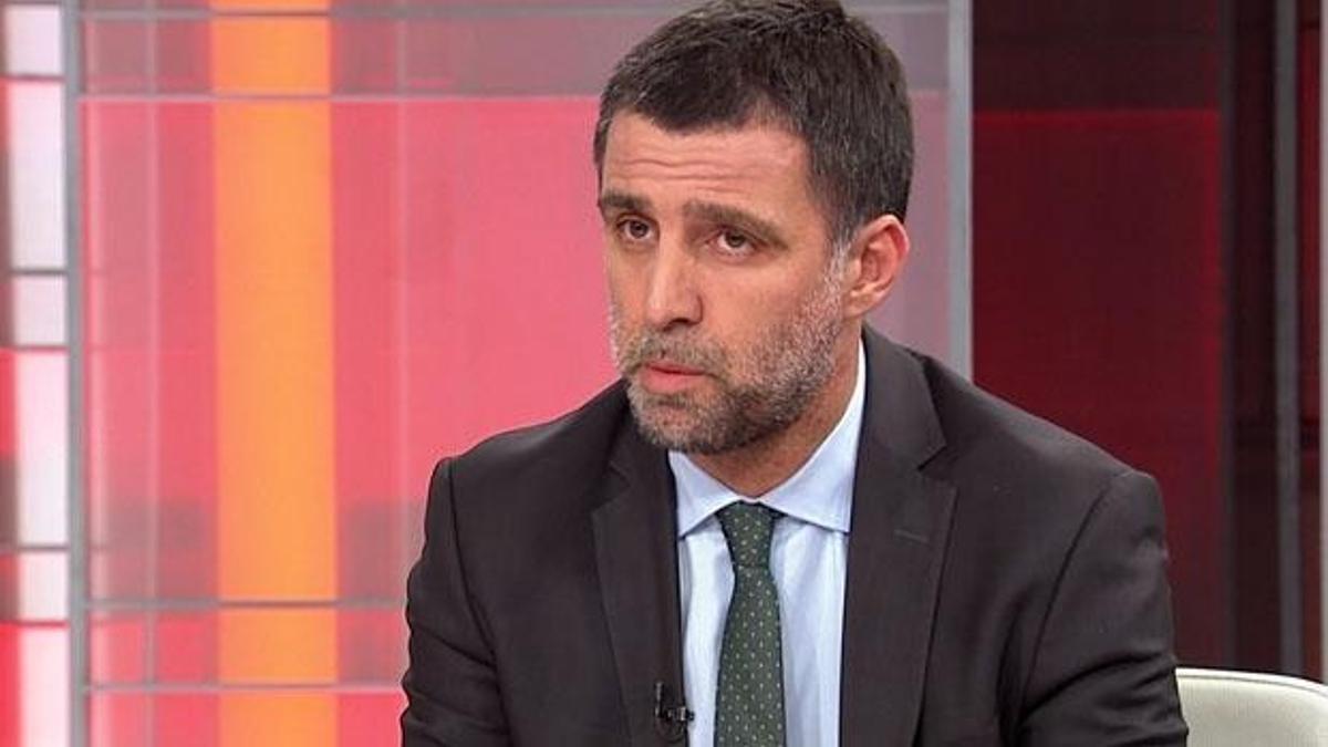 Hakan Şükür ve Arif Erdem ihraç edilmedi!