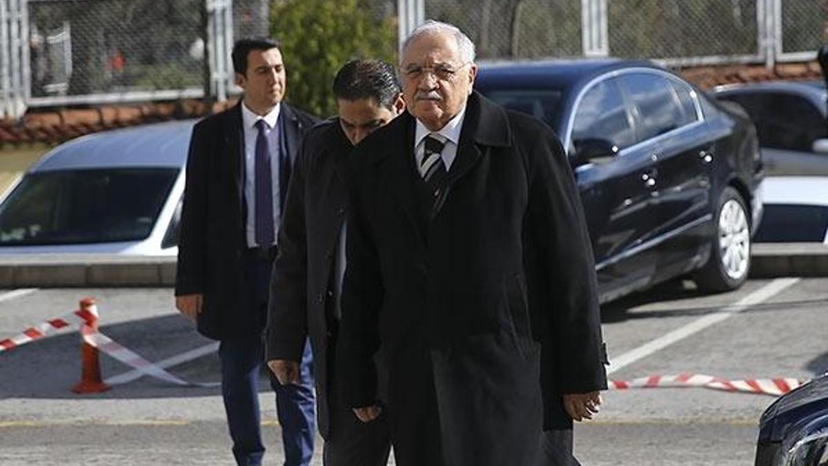 Eski Bakan Gönül’ün acı günü