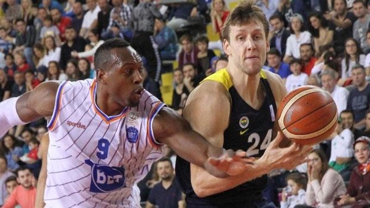 Fenerbahçe deplasmanda rahat kazandı