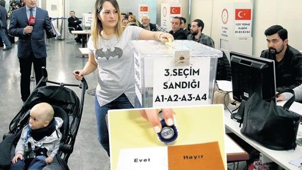 Yurt dışında ilk oylar kullanıldı