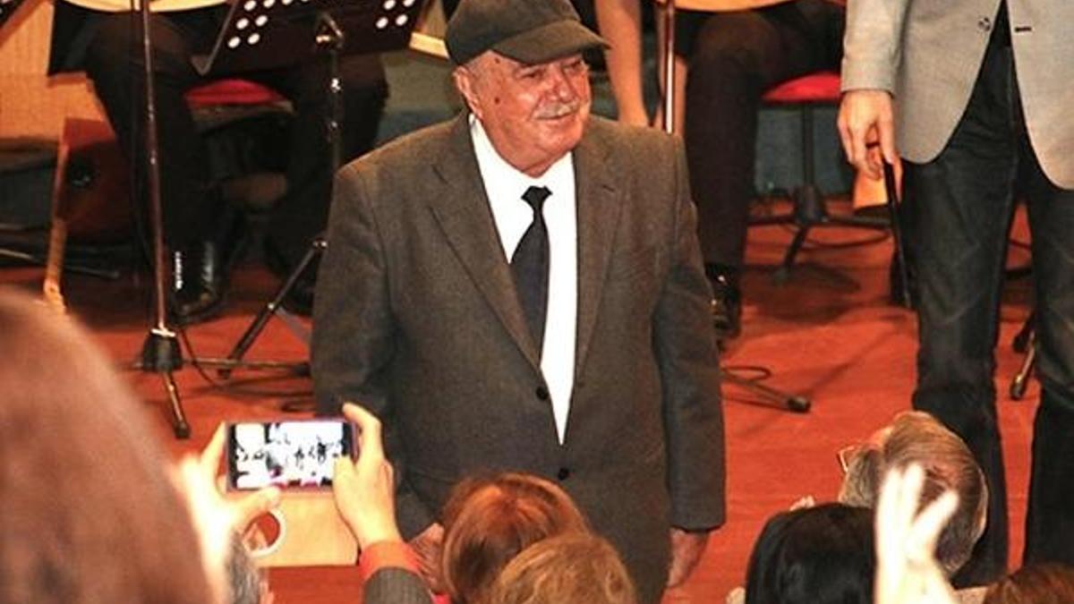 Erdal İyiöz türküleri mest etti