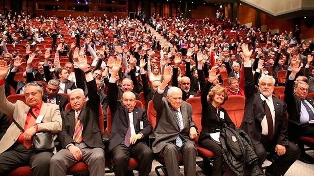 Galatasaray'da bir istifa daha
