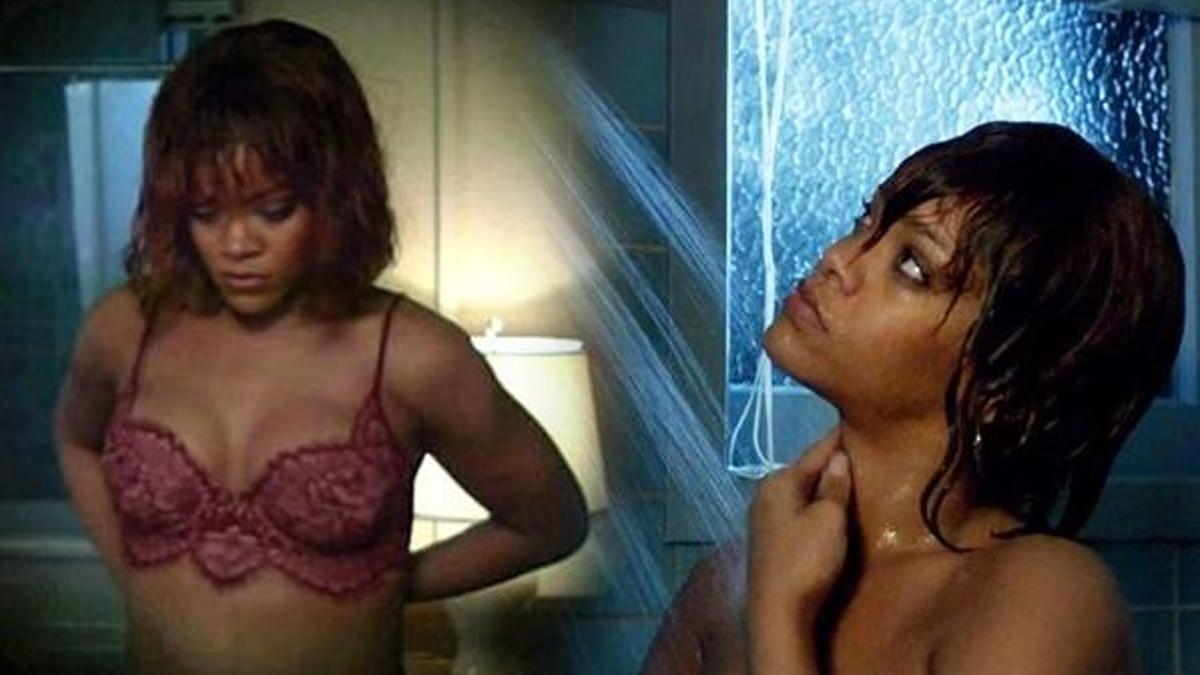 Rihanna duşa girdi