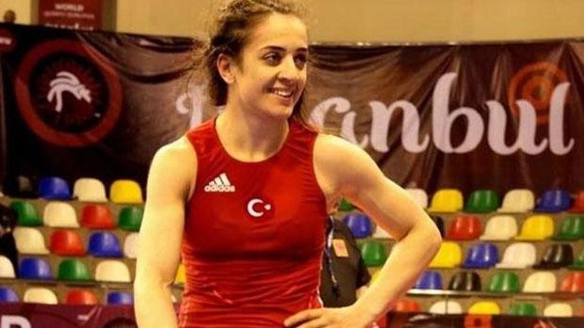 Bedihan Gün gümüş madalya kazandı
