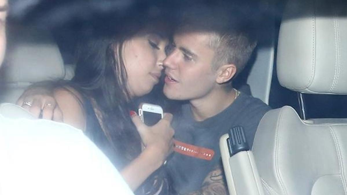 Justin Bieber arabada çok fena yakalandı!