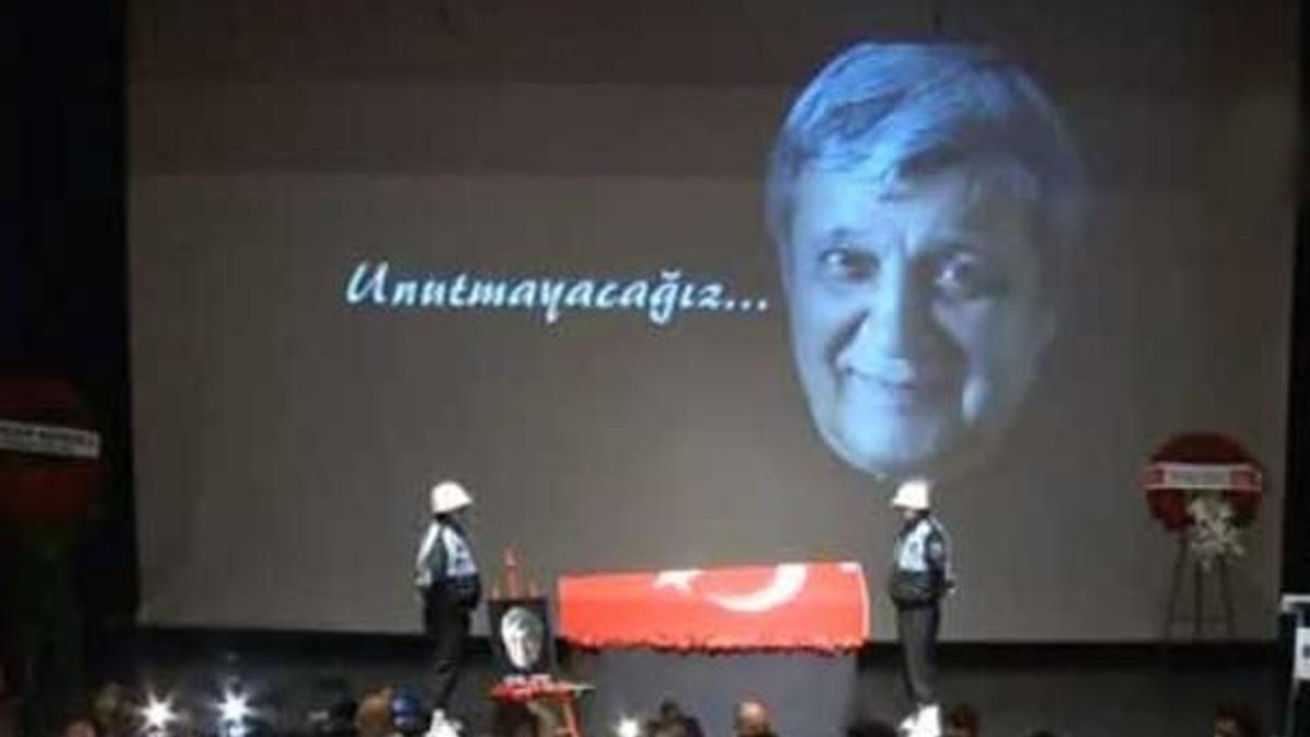 Halit Akçatepe son yolculuğuna uğurlandı!