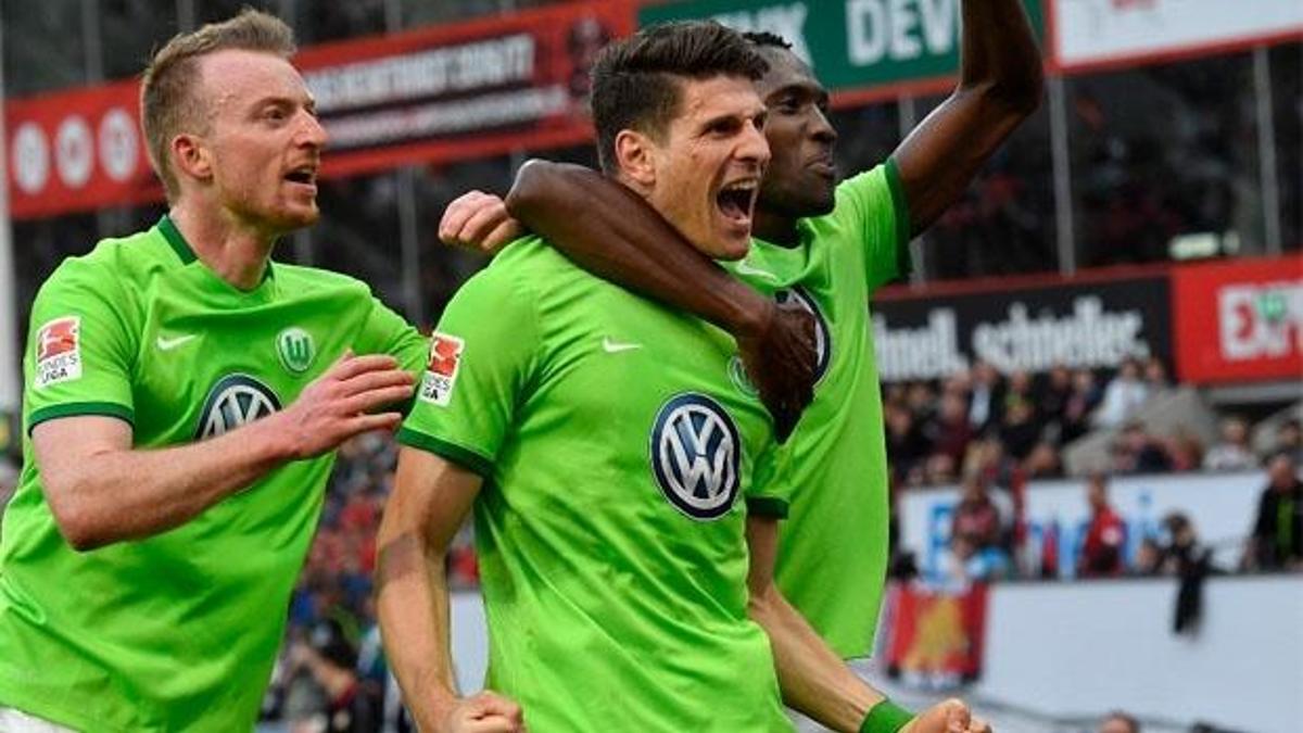 Mario Gomez'den 7 dakikada 3 gol!