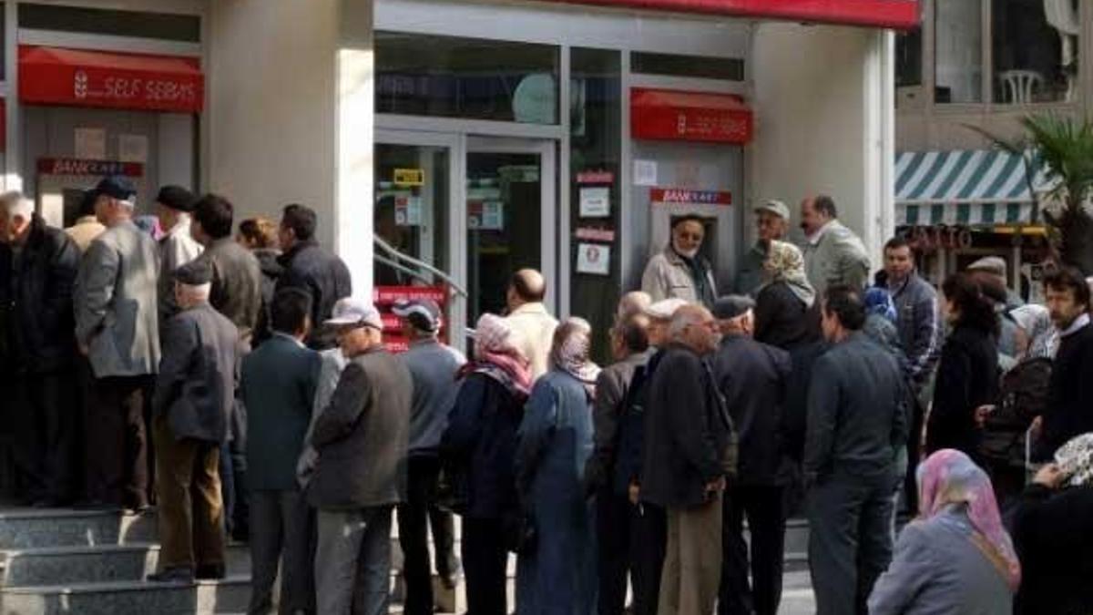 Emeklilik maaşımı nasıl sorgularım? Emeklilik maaşı hesaplamada nelere dikkat edilmelidir?