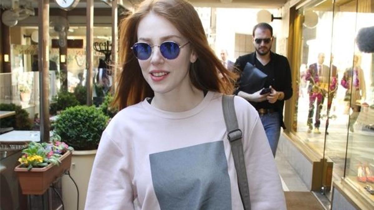Elçin Sangu ortaya çıktı!