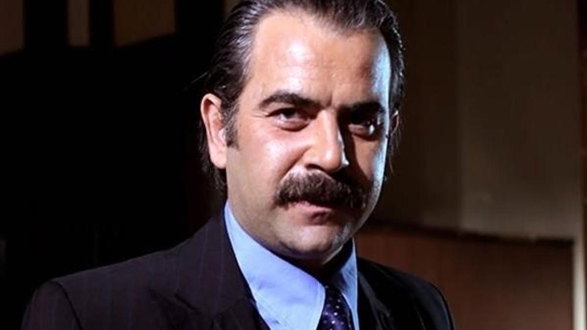 Yurdaer Okur diziden kovuldu mu?