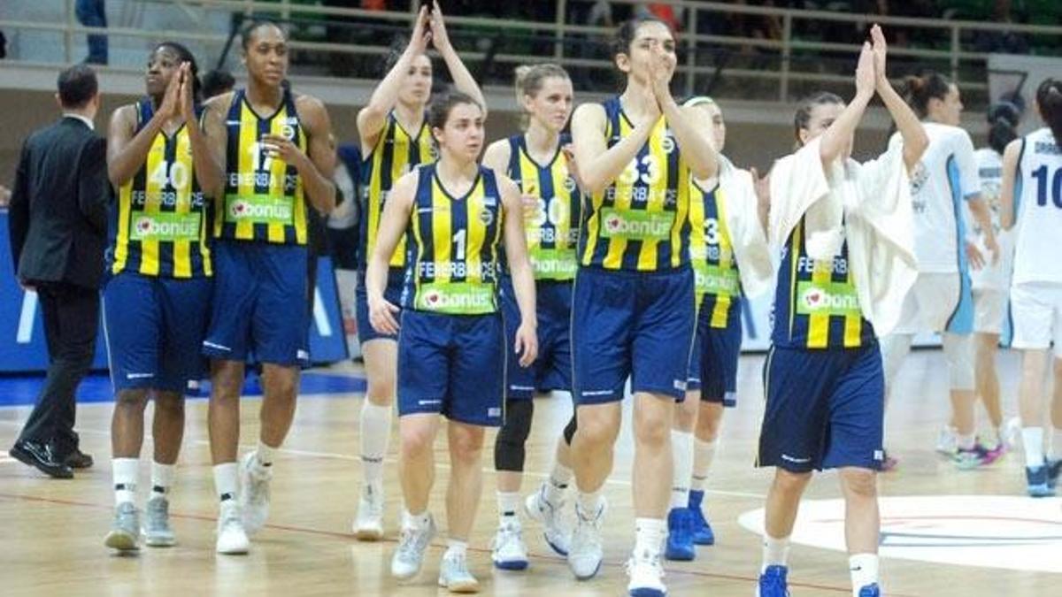 F.Bahçe evinde çok farklı!