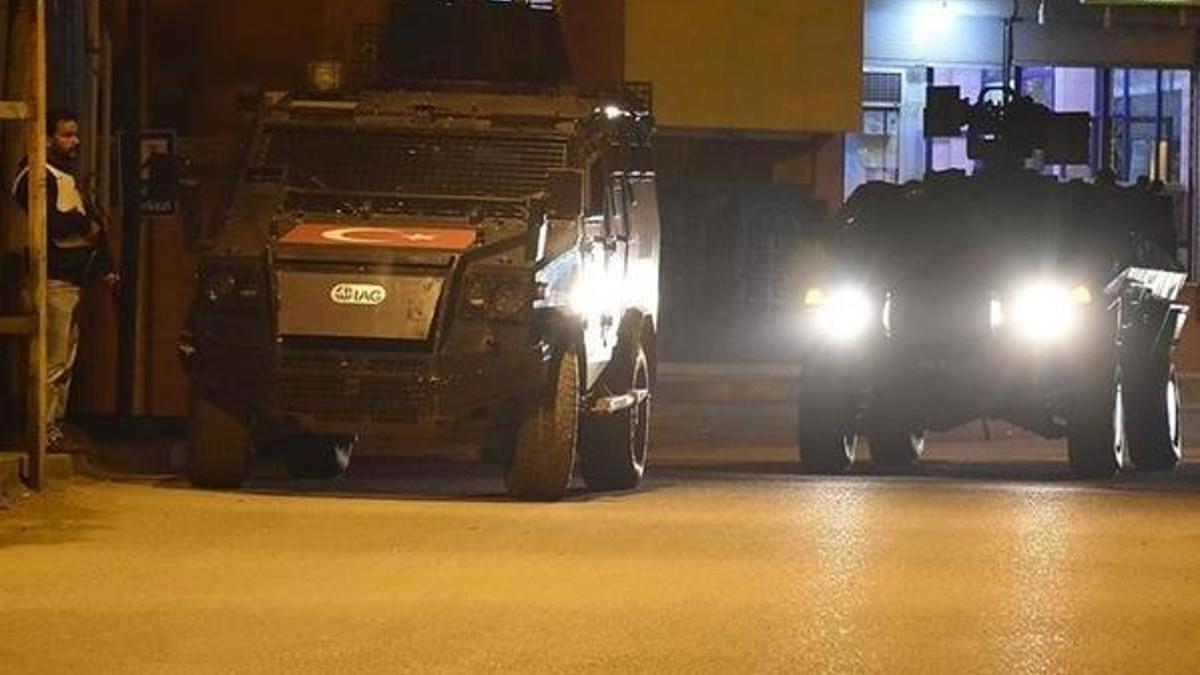Diyarbakır'da işyerine silahlı baskın: 1'i ağır, 6 yaralı