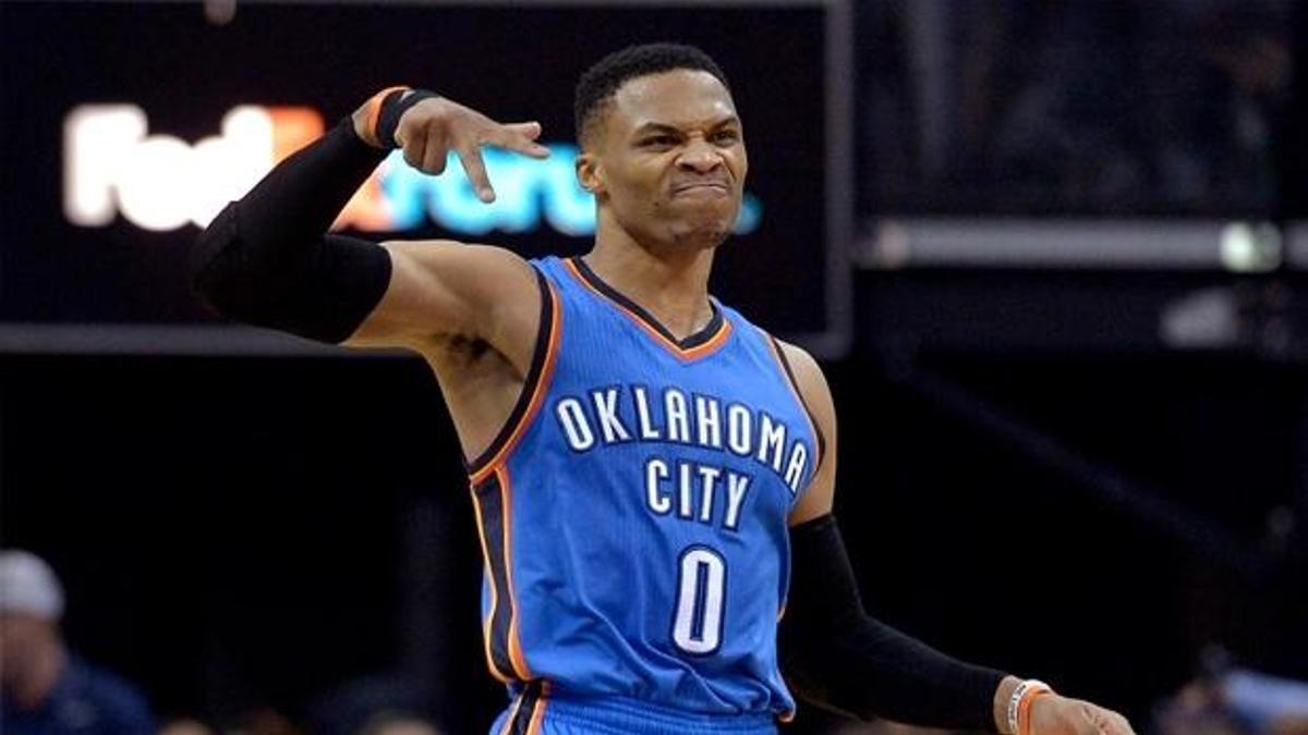 Russell Westbrook tarihe geçti