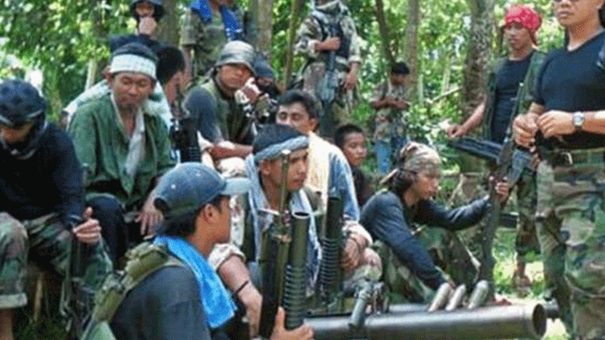 Filipinler'de teröristlerle çatışma: 6 ölü