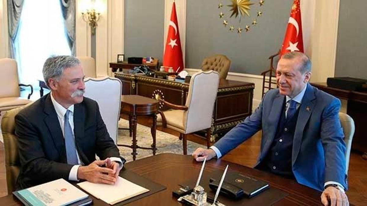 Cumhurbaşkanı Erdoğan görüşmeyi yaptı! Geri dönüyor...