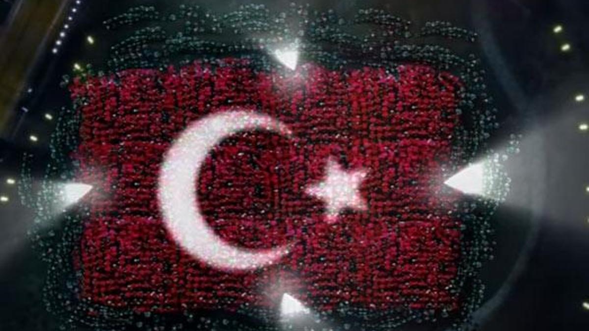 16 Nisan Halkoylaması kampanyasında Ay-Yıldızlı final