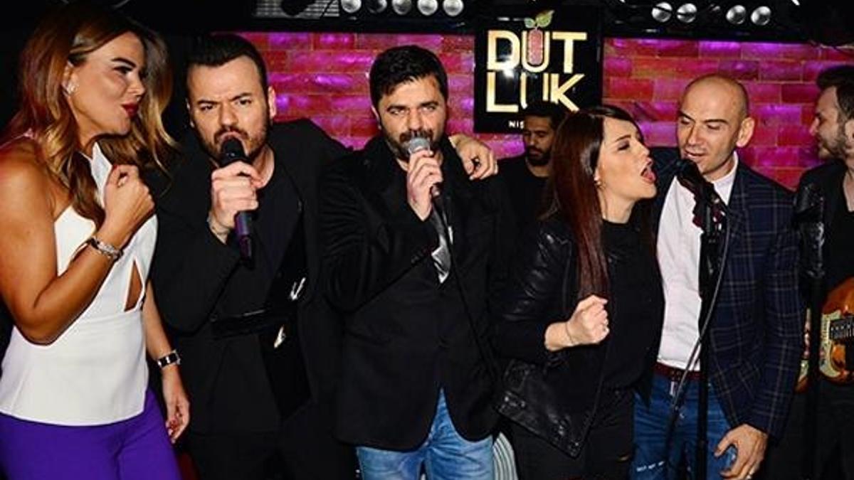 'Aşka isyanın şarkısını söyledim'