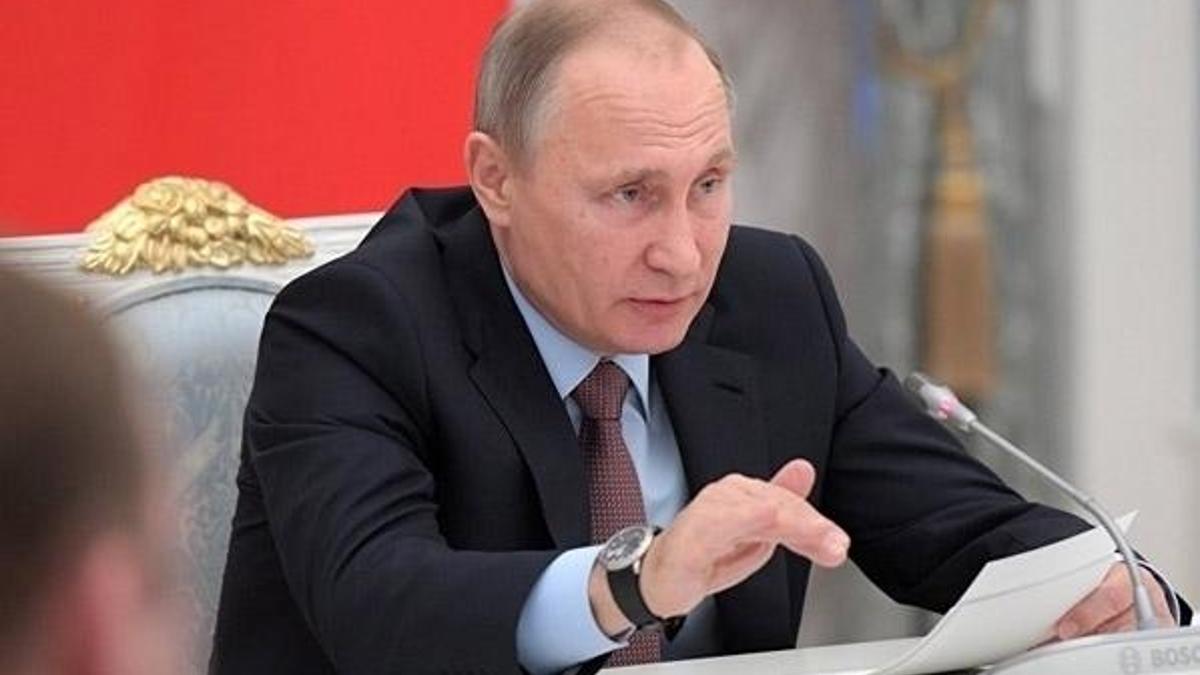 Putin'in yıllık geliri açıklandı