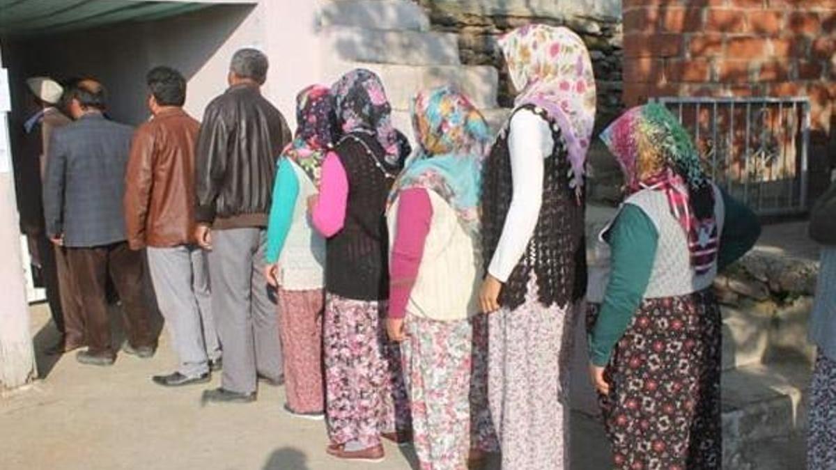 Sandık %100 sayıldı! Bütün oylar 'evet' çıktı