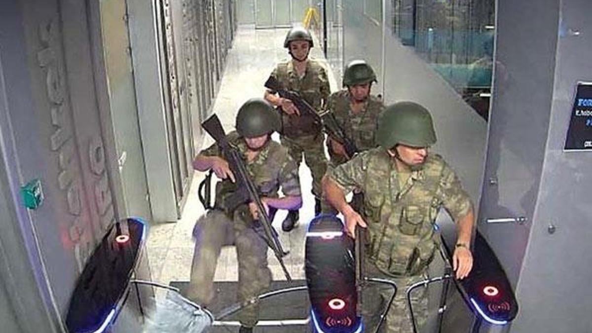 TRT'nin basılma anlarını anlattılar! Personeli...