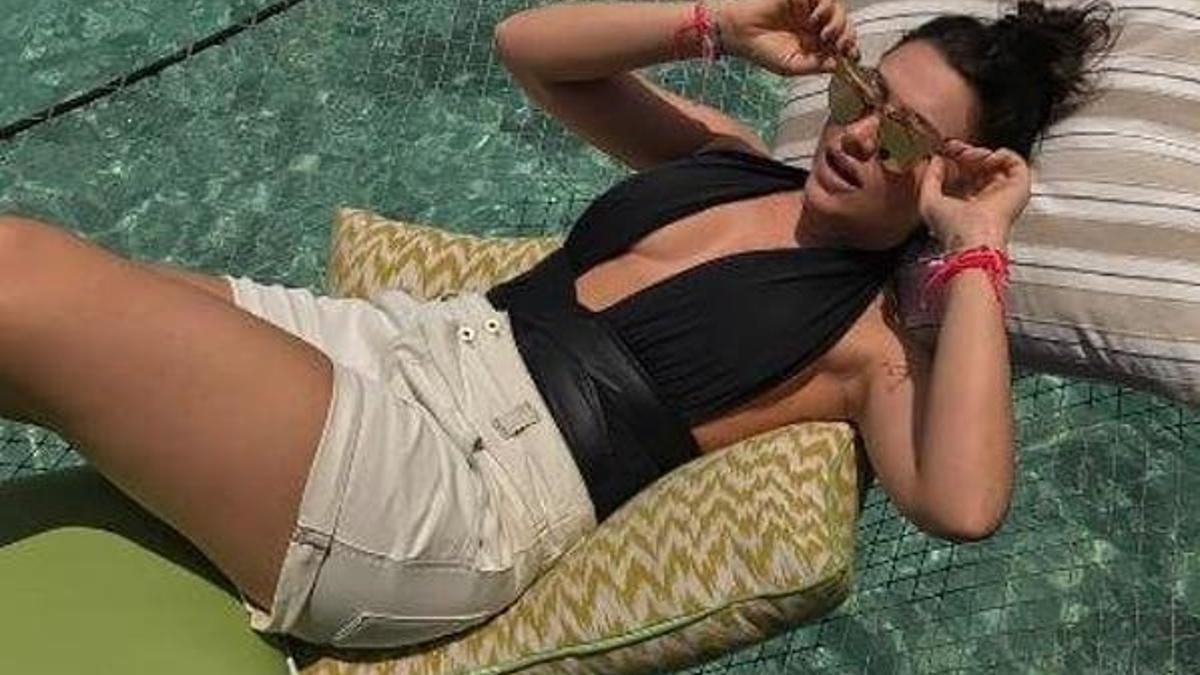 Hadise'den 'bomba' paylaşımlara devam...