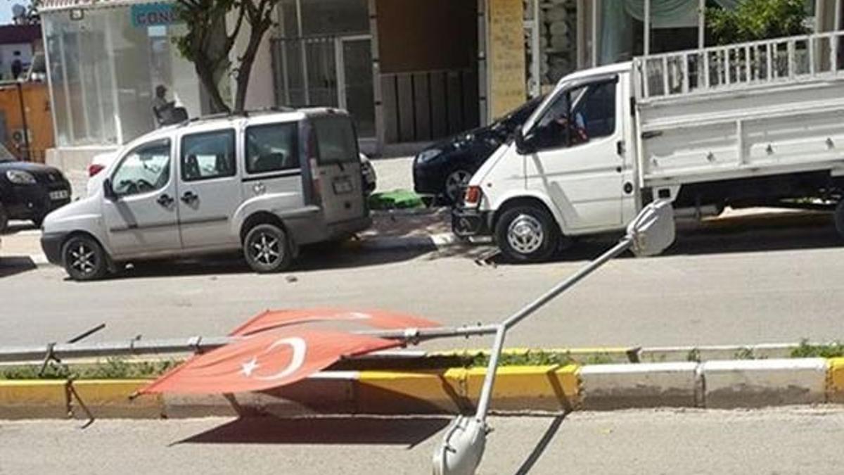 Kuvvetli fırtına 4 ilde can aldı