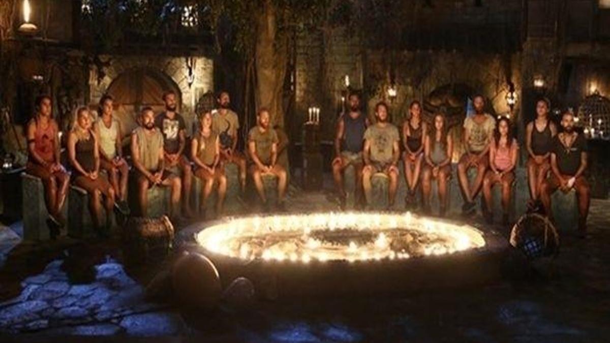 Survivor adasında kimler namaz kılıyor?