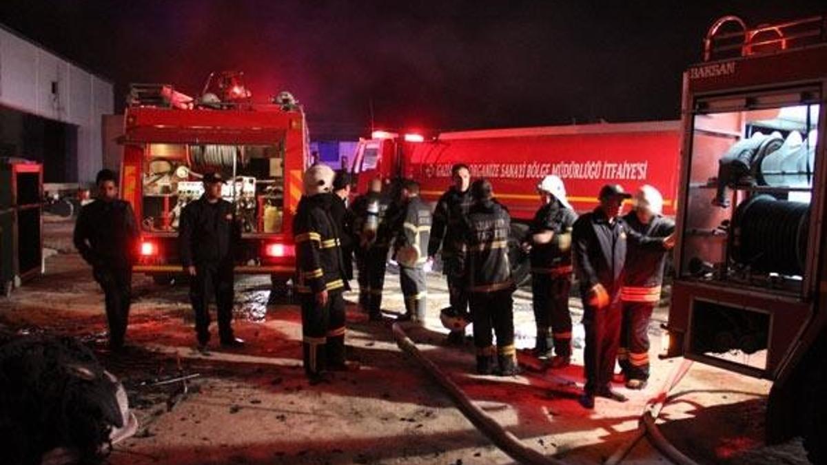 Gaziantep'te iplik fabrikasında yangın