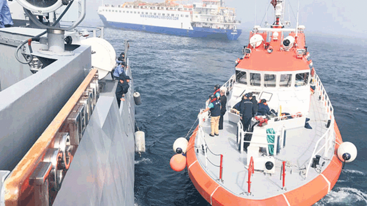 Rus casus gemisi Karadeniz’de battı
