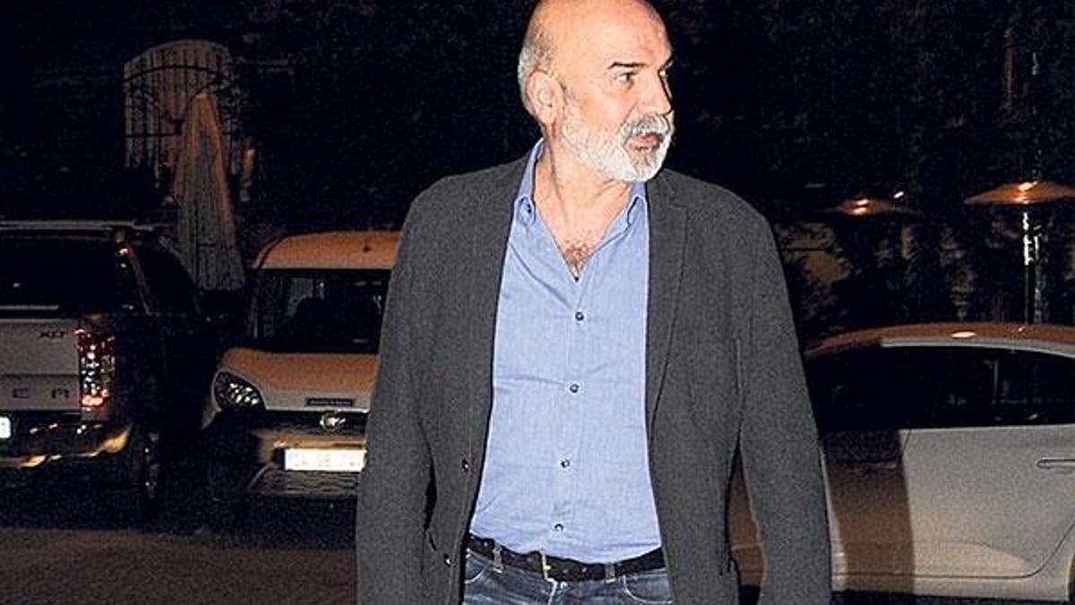 Tek başına