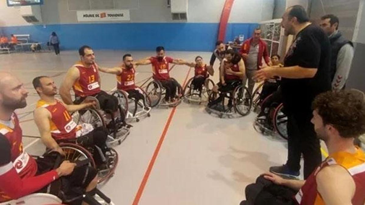 Galatasaray, Fransa'da finalde