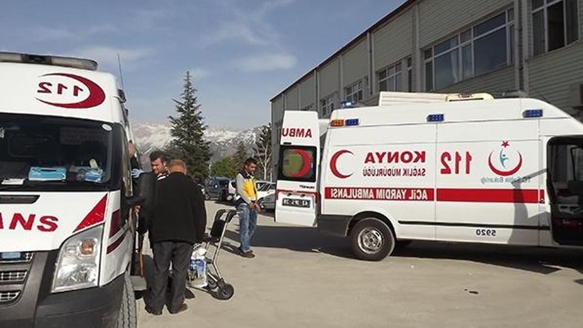 Konya'da gezi dönüşü kaza: 19 yaralı