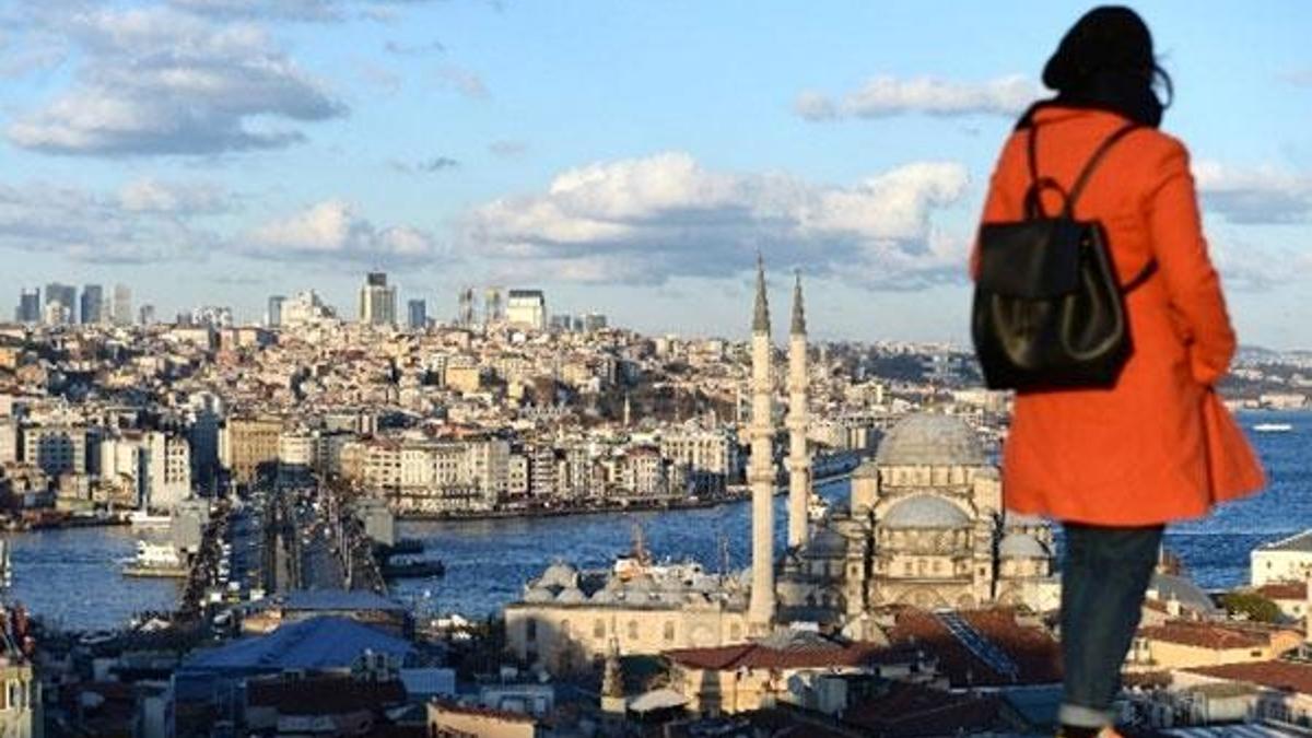 Büyük Valide Han'ın çatısına çıkış yasaklandı