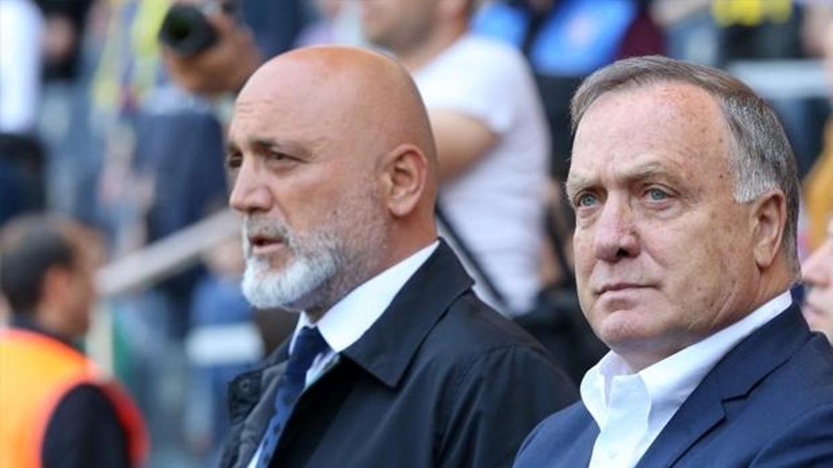 Advocaat Hollanda'ya namağlup dönüyor