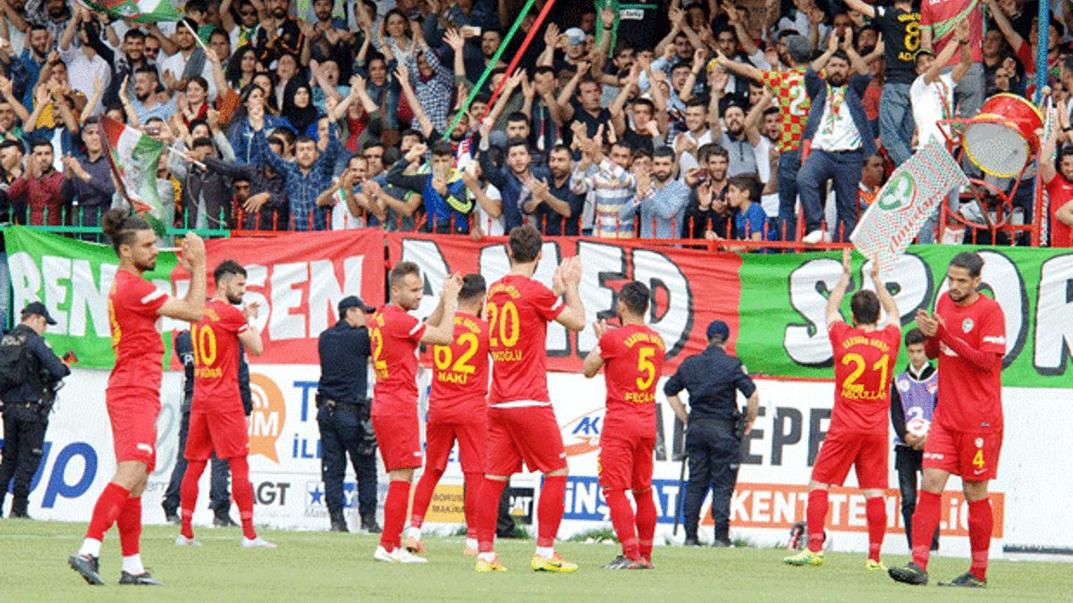 2. Lig play-off maçlarında yarına finale yükselen takımlar belli oldu