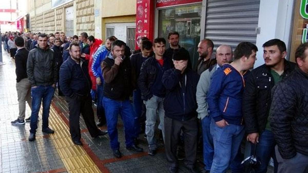 Duyan oraya koştu! Sıraya girdiler