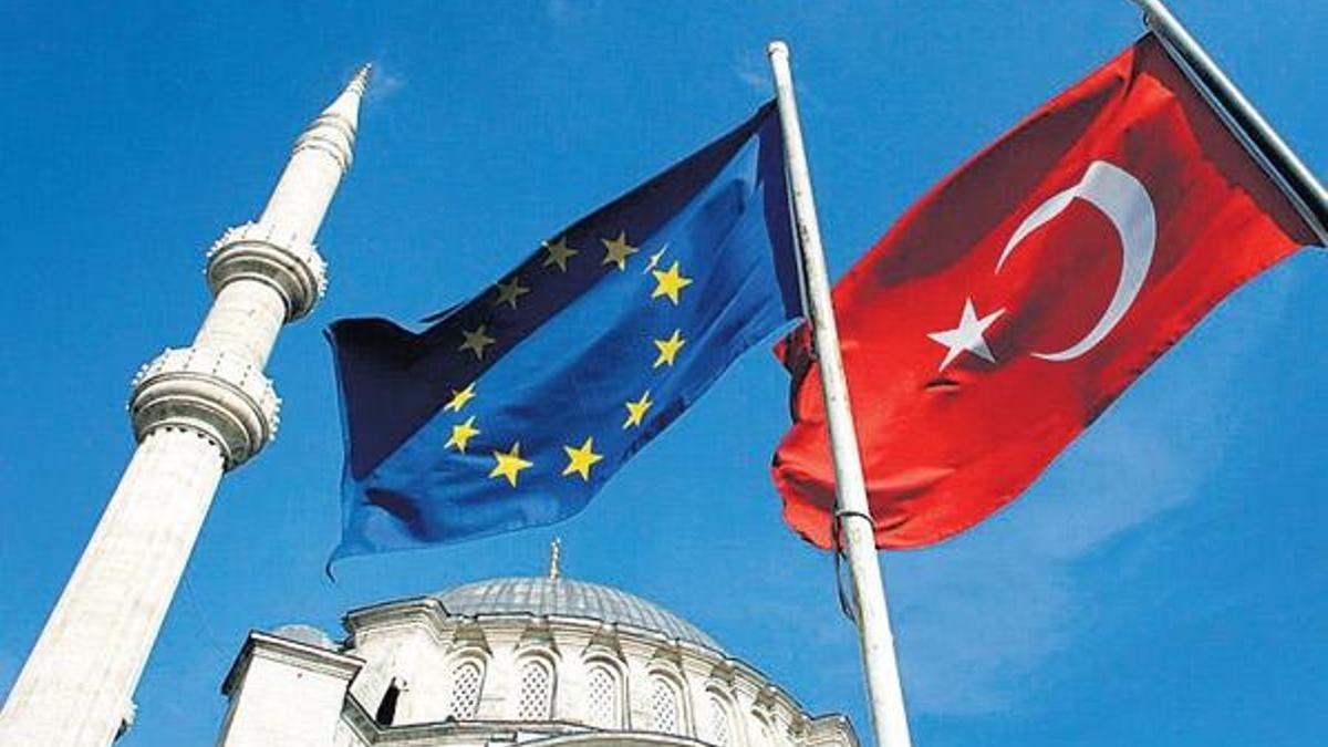 ‘Türkiye üyelik sürecini sürdürmek arzusunda’