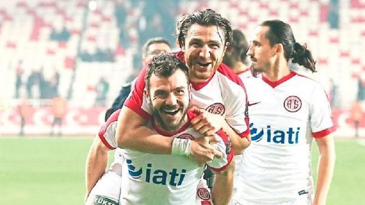 Yıldız futbolcu ortadan kayboldu!