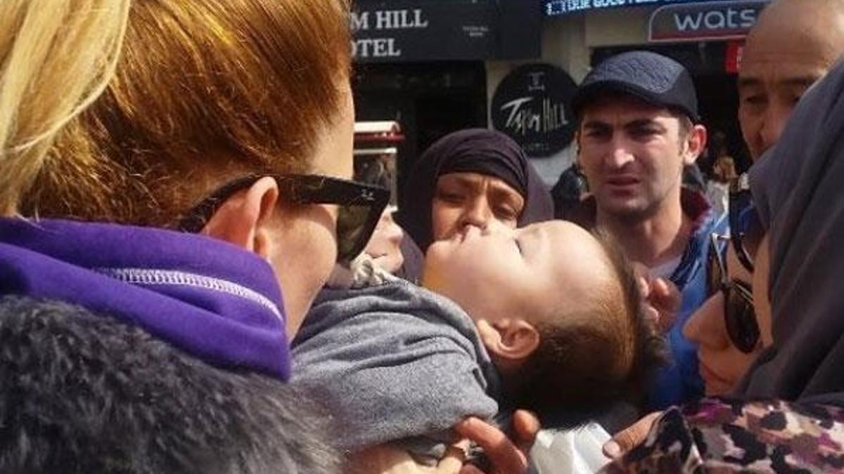 Bebeğin dili boğazına kaçtı, ortalık karıştı