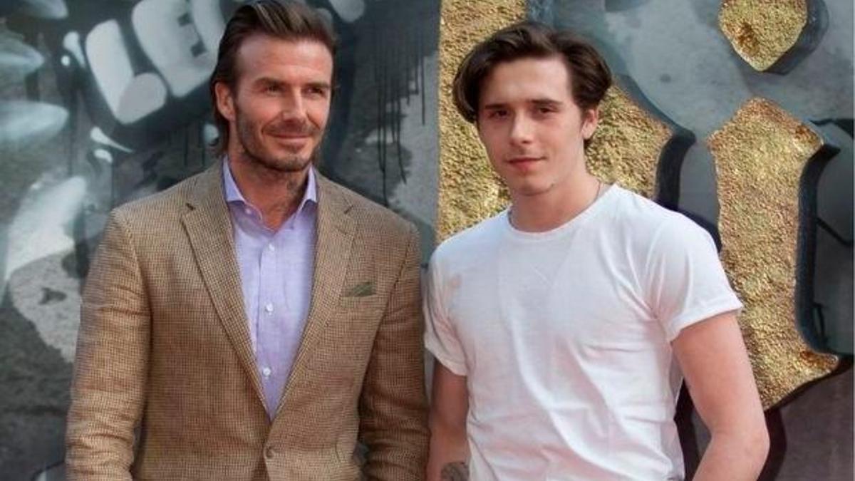 Beckham 'ilk büyük filminin' galasına oğlu ile katıldı