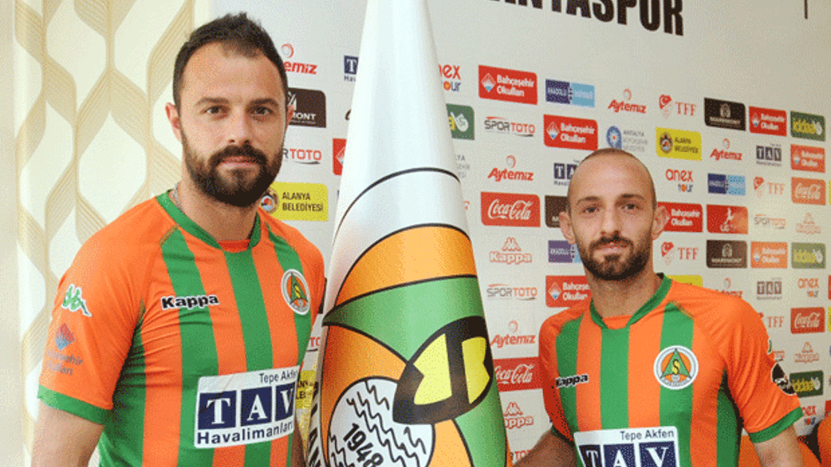 Aytemiz Alanyaspor'da çifte imza