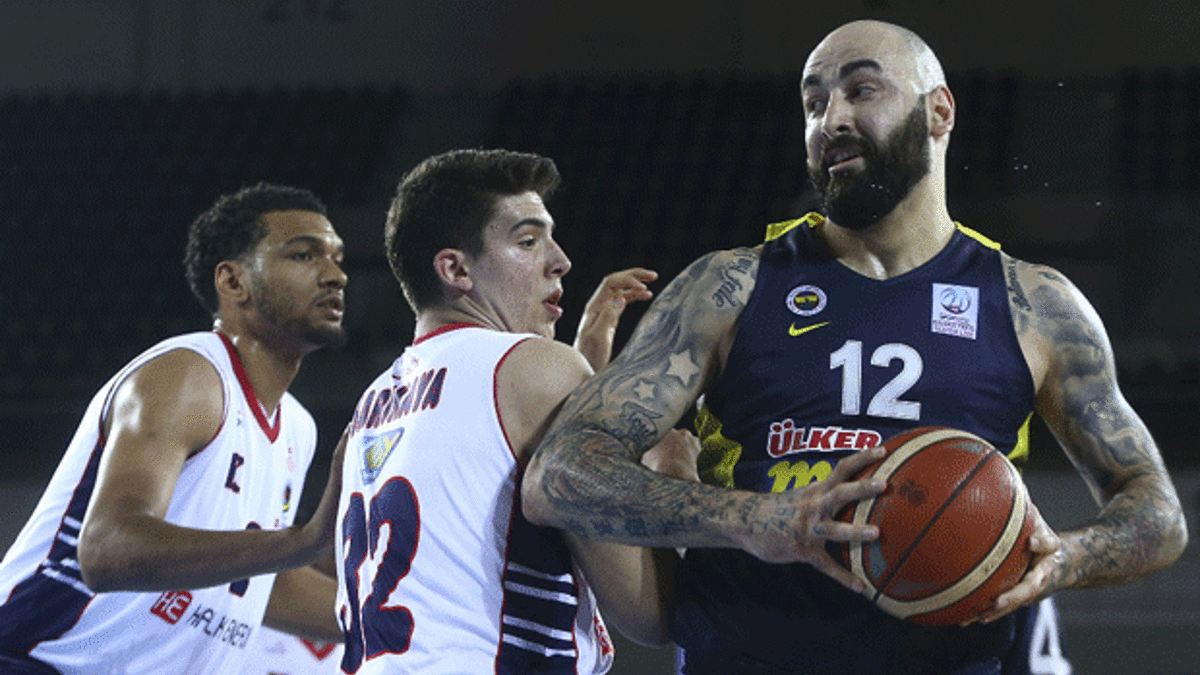 Final Four öncesi gövde gösterisi!
