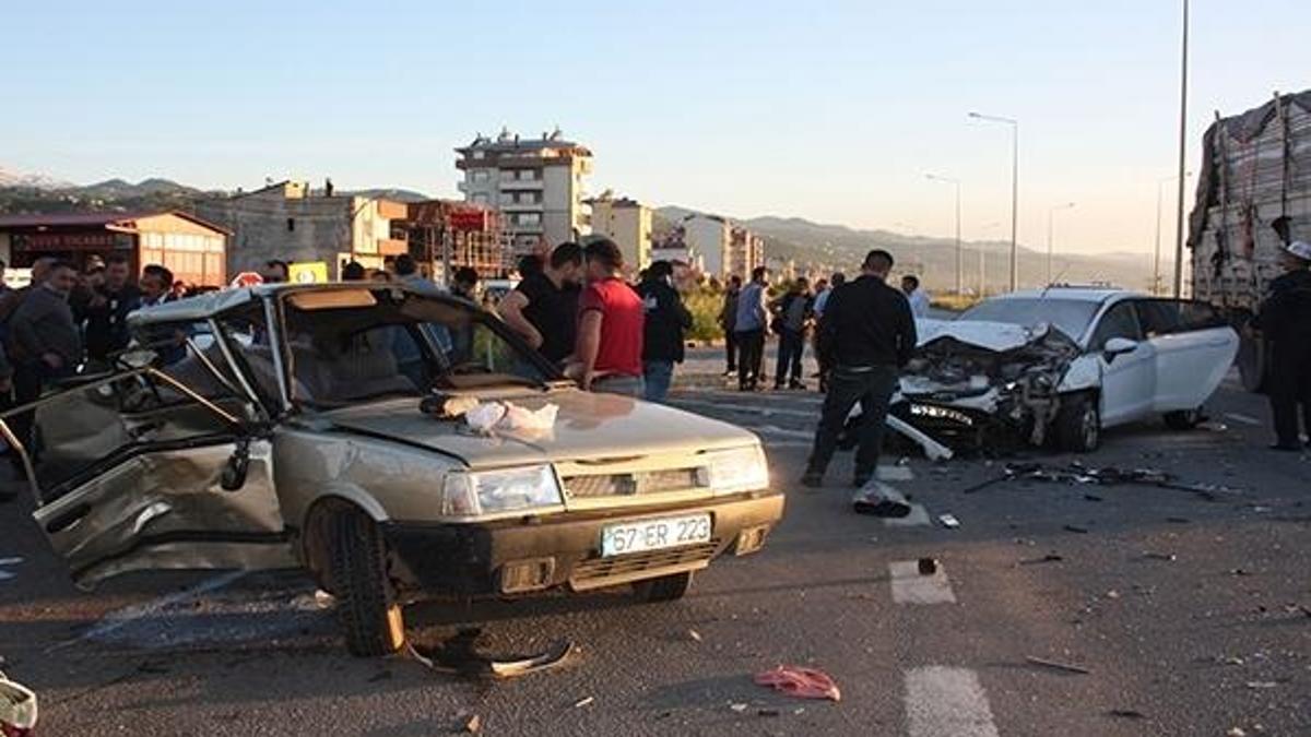 Giresun'da iki otomobil çarpıştı: 1 ölü, 3 yaralı