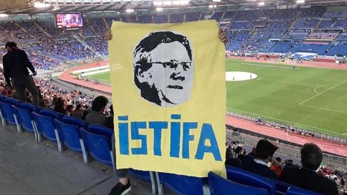 Roma-Juventus maçında 'Aziz Yıldırım İstifa' pankartı açıldı!