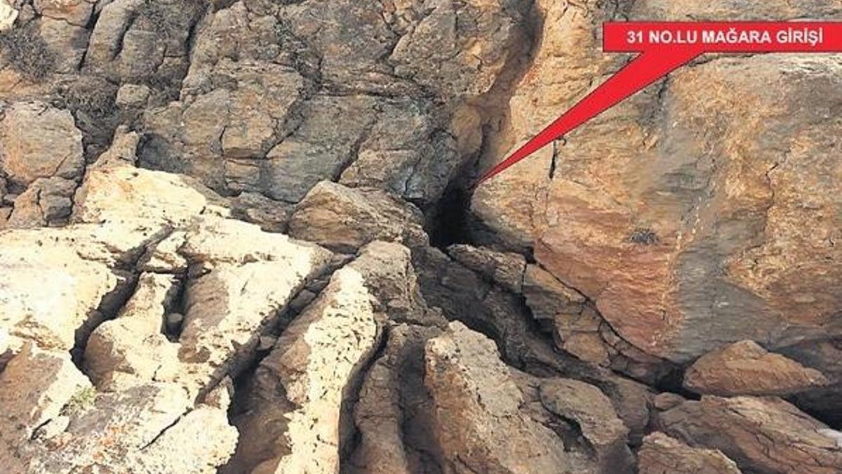 Hava operasyonunda 2 yönetici öldürüldü