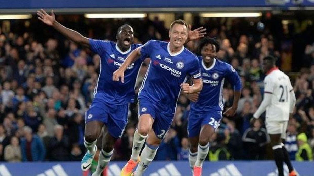 Şampiyon Chelsea, galibiyet serisini sürdürdü